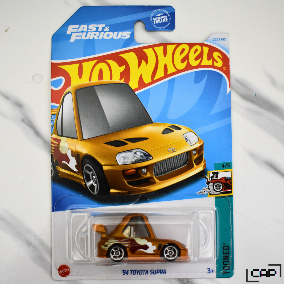 Toyota Supra 94 Gold Tooned Hot Wheels Fast & Furious