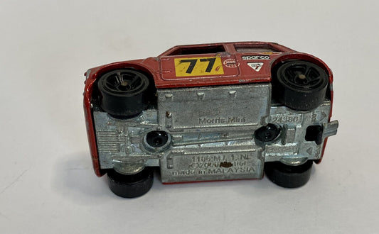 Morris Mini - 2000 Hot Wheels - Red Loose 